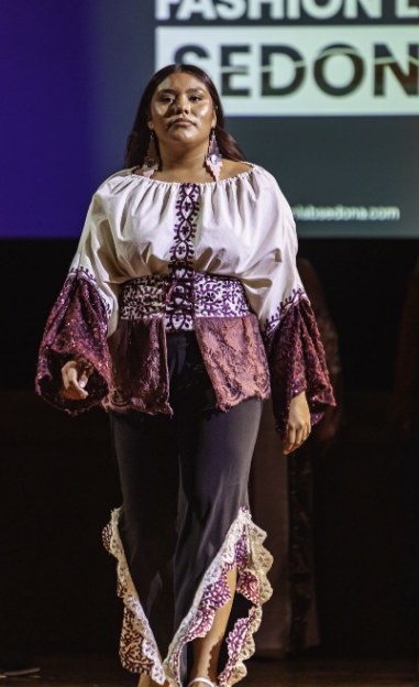 Hollie Laban on the runway